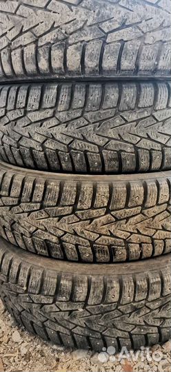 Nokian Tyres Hakkapeliitta 7 18.4/60 R15