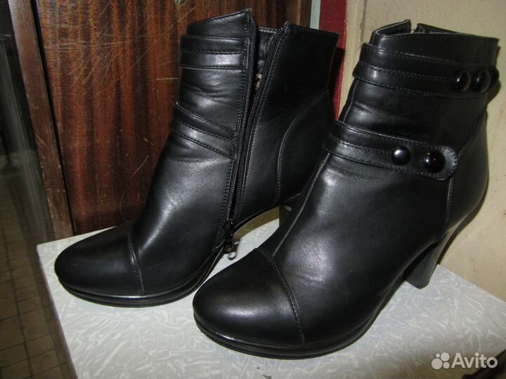 Полусапожки 40