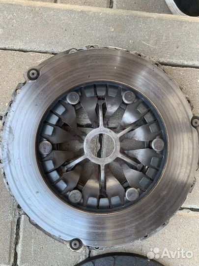 Продам комплект 2х массового сцепления VW Т5 1.9