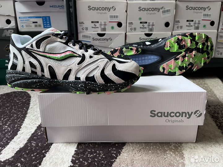 Кроссовки Saucony Grid Azura 2000 Otherworld