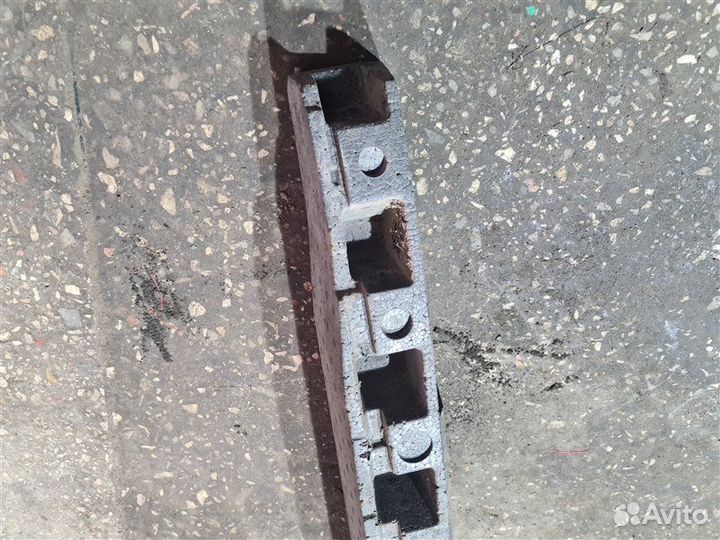 Абсорбер бампера Volkswagen Touran 1 2004