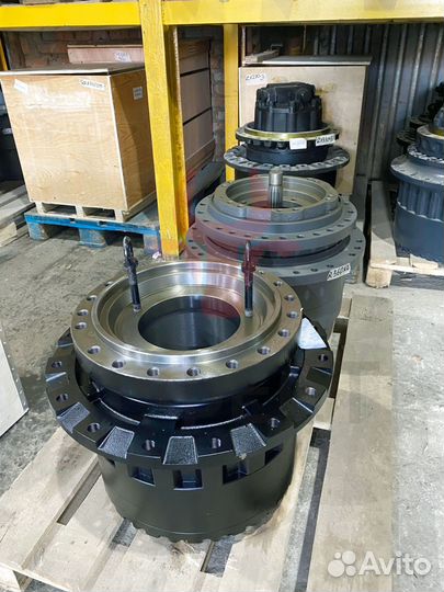 Редуктор хода Hitachi EX120-5JPN 9156719