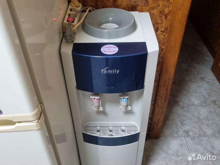 Кулер для воды