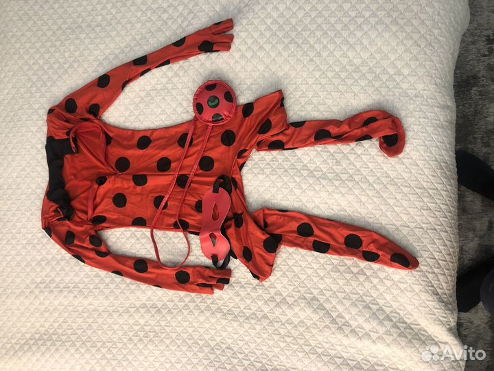 Одежда для девочки на рос 140 см