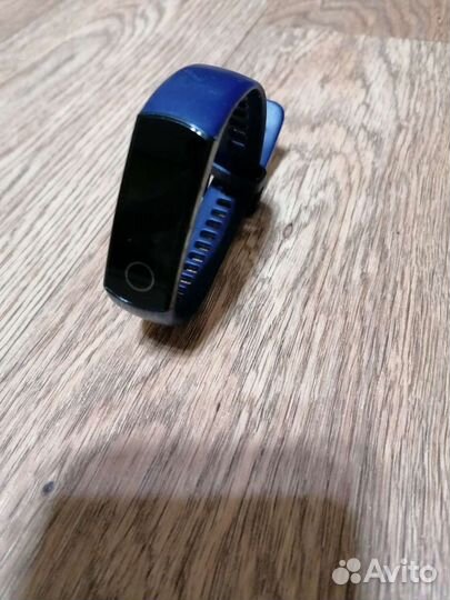 Фитнес трекер Honor Band 4