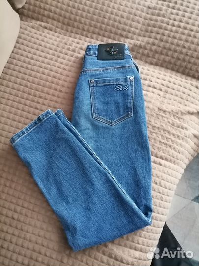 Джинсы бананы