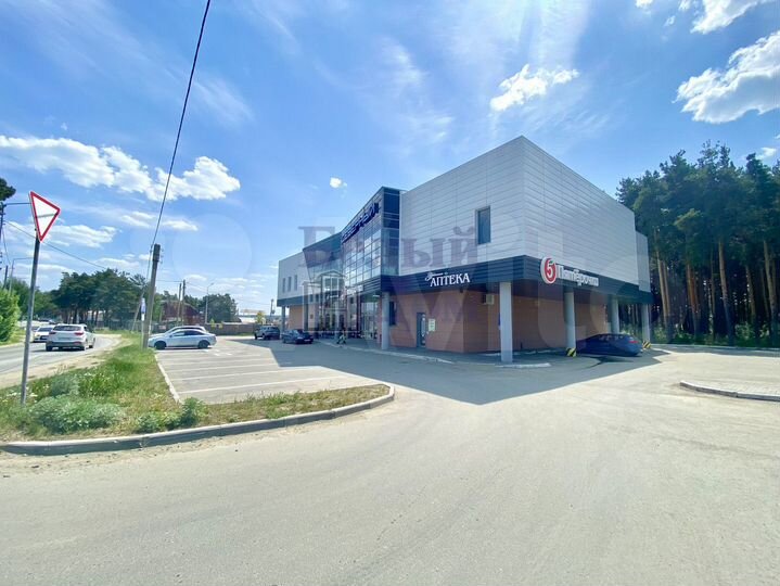 Сдам торговое помещение, 797 м²