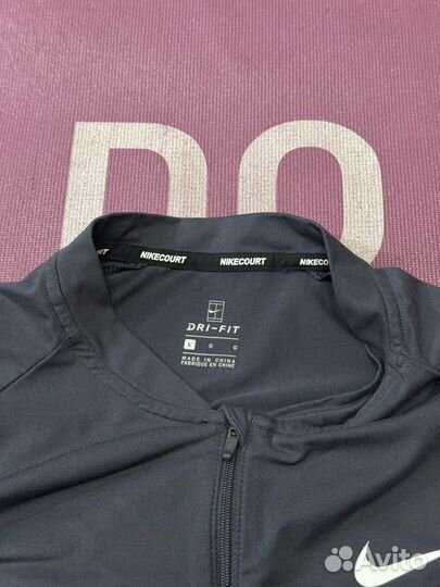 Лонгслив Nike