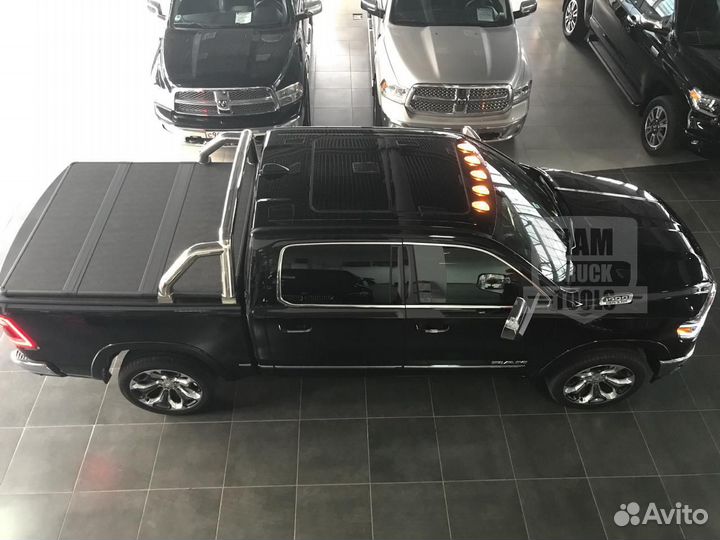 Жесткая крышка на пикапы Toyota Tundra 5.5 \ 6.5ф