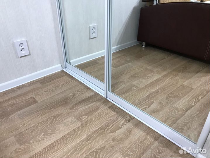 Шкаф в прихожую