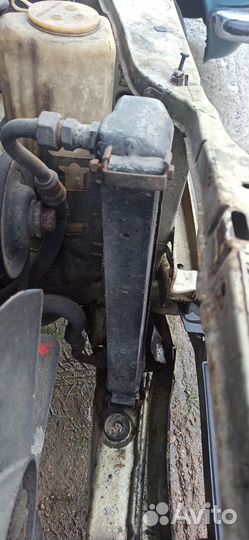 Радиатор охлаждения масла W123 3.0 D