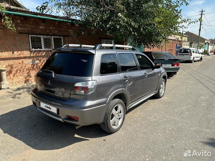Mitsubishi Outlander 2.4 AT, 2005, 260 000 км