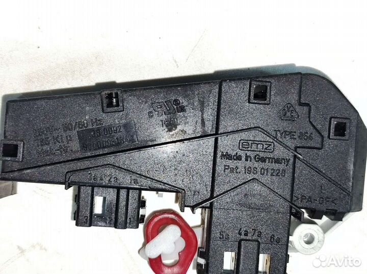 Убл стиральной машины Бош. Замок быстрый