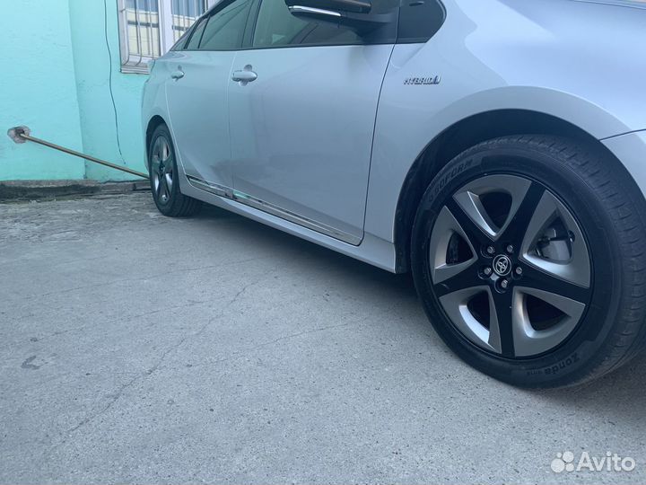 Диски с резиной R17 5x100 Toyota Prius ZVW50