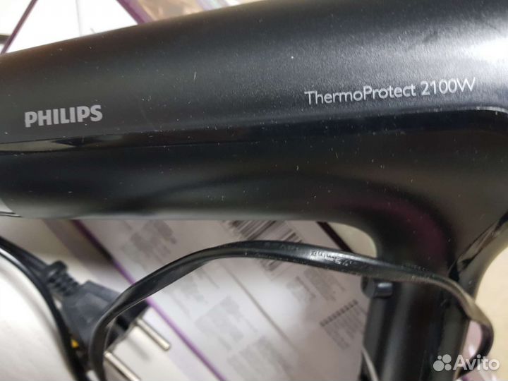 Фен Philips ThermoProtect 2100w