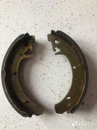 Тормозные колодки задние