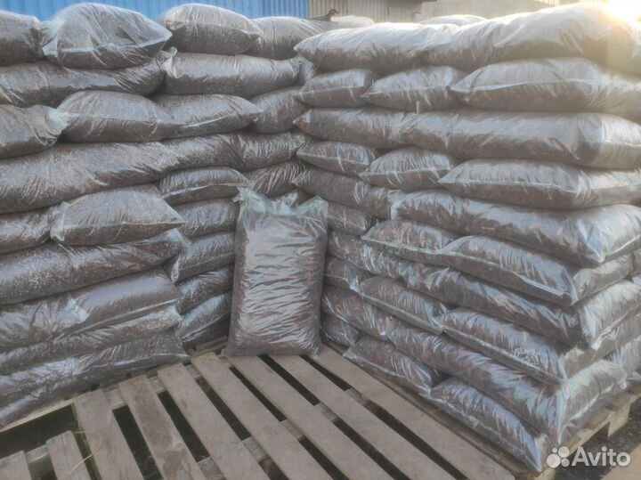 Кора лиственницы и сосны в мешках с доставкой