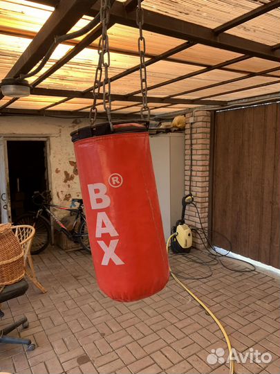 Боксерский мешок и лапа комплект