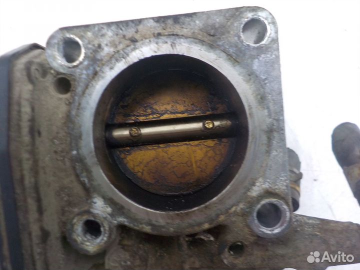 Заслонка дроссельная Nissan Juke 2011