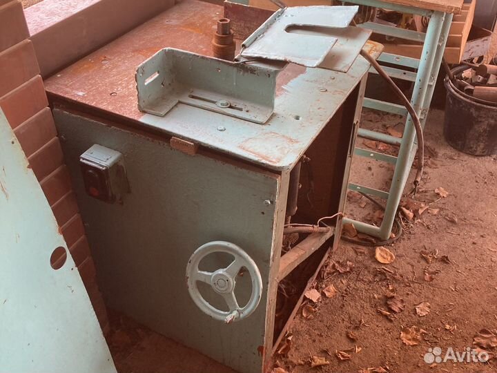 Фрезерный станок по дереву