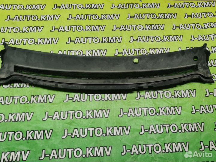 Решетка стеклоочистителя Ford Focus 2