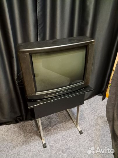 Телевизор