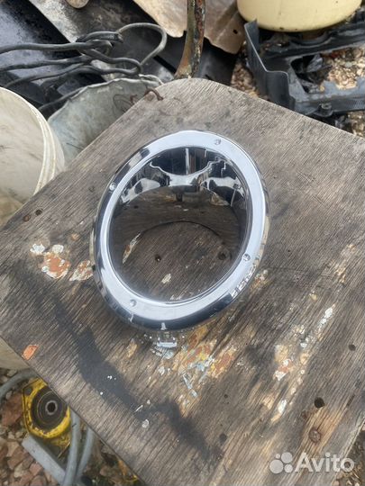 Оправа туманки левая Nissan Patrol 2004-2010 хром