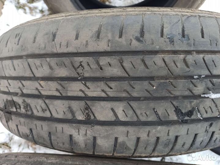 Kumho Solus KL21 235/65 R17 104T