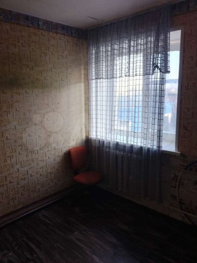 3-к. квартира, 40 м², 3/5 эт.