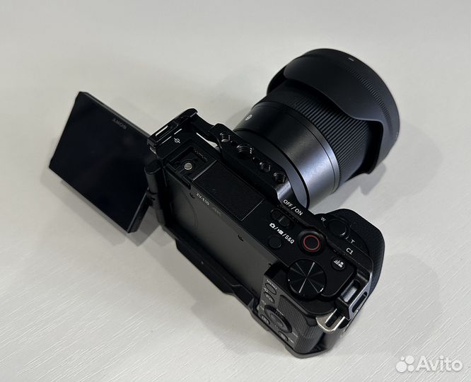 Sony zv-e10 + Sigma 16mm f1.4