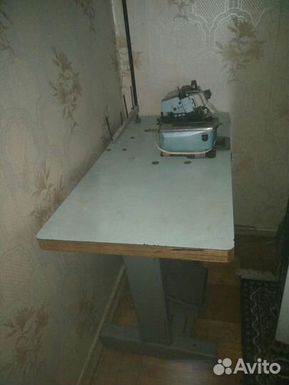 Пятиниточный оверлок Агат 220В