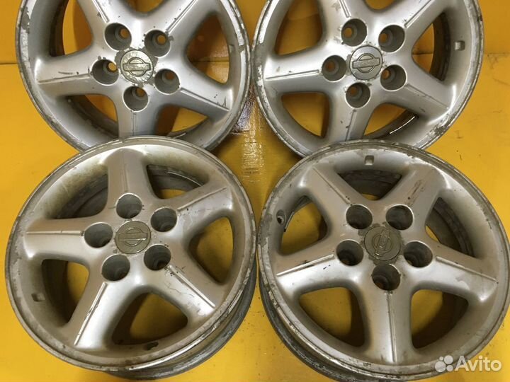 4 шт. Диски Nissan 15 5х114,3 DIA 66,1