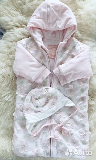 Велюровый спальный конверт с вышитыми цветами