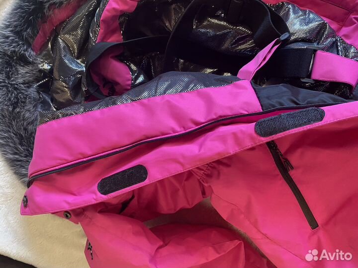 Комбинезон для спорта и прогулок