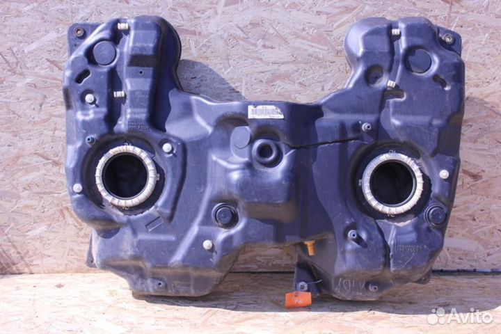 Бак топливный S500 220