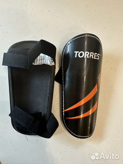 Щитки футбольные детские torres