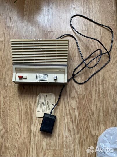 Телефонное переговорное устройство времен СССР