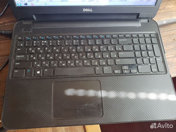 Dell inspiron 3521