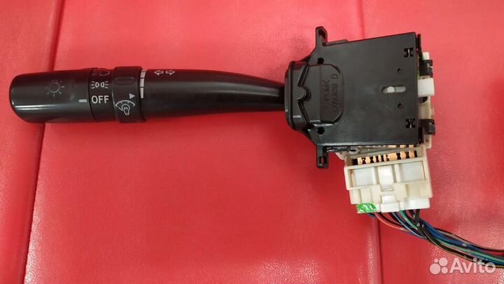 Переключатель подрулевой subaru legacy B12