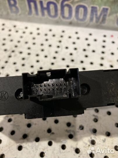 Кнопка аварийной сигнализации Opel Astra H