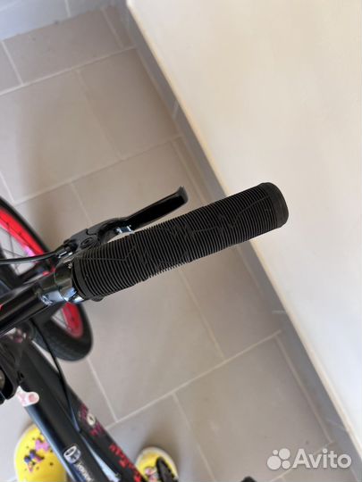 Трюковой велосипед bmx 16