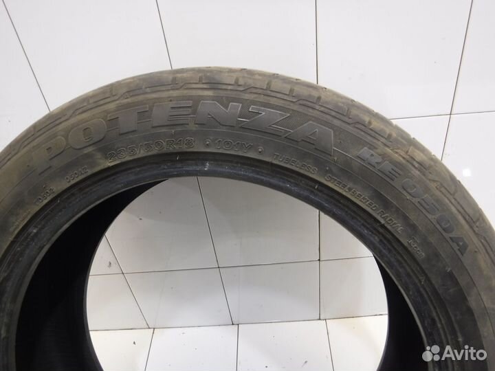 Bridgestone Potenza RE050A 235/50 R18