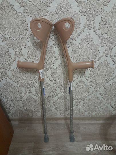 Продаются костыли