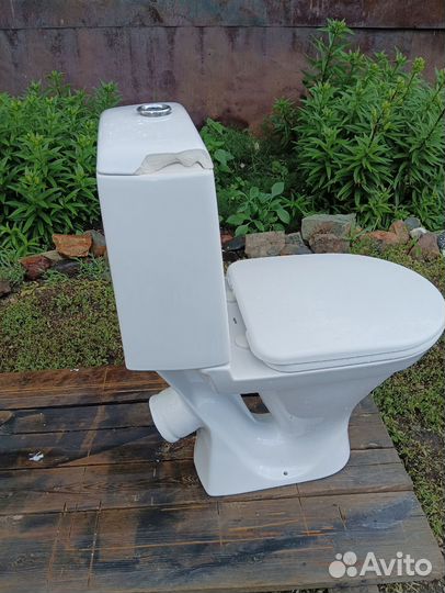 Унитазы и бачки бу