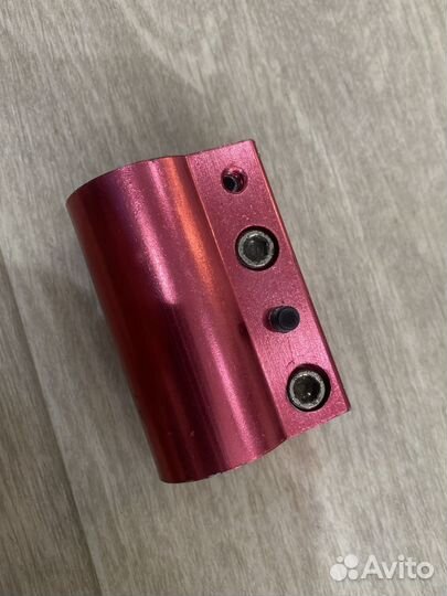 Зажим для трюкового самоката скс