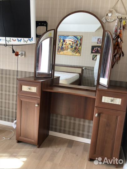 Трюмо трельяж с зеркалами