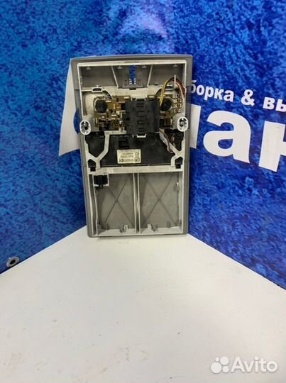 Плафон подсветки салона Opel Astra H Z18XE 2005