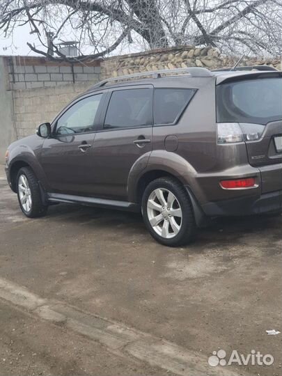 Mitsubishi Outlander 2.0 CVT, 2011, 178 455 км