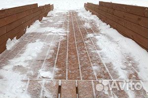 Зимняя деревянная горка swan-3