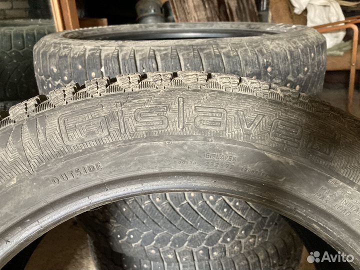 Gislaved Nord Frost 5 215/55 R17